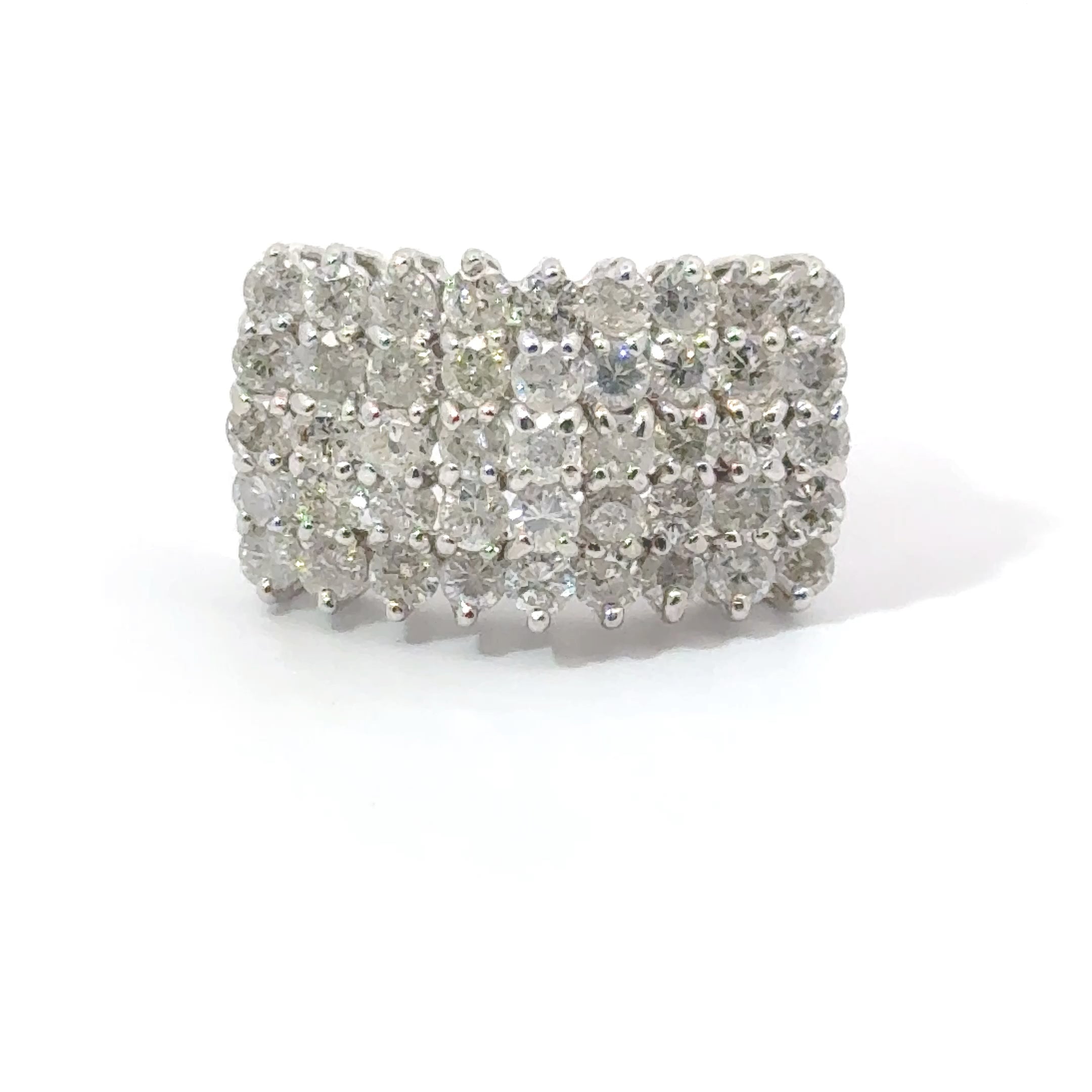 Dazzling 1.50 cttw Diamond Cocktail Ring